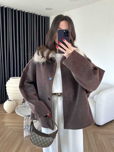 جاكيت فرو ناعم بقبة فرو