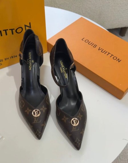 صندل لويس فيتون louis vuitton