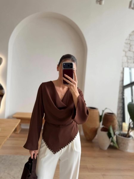 بلوزة سولي الانيقة