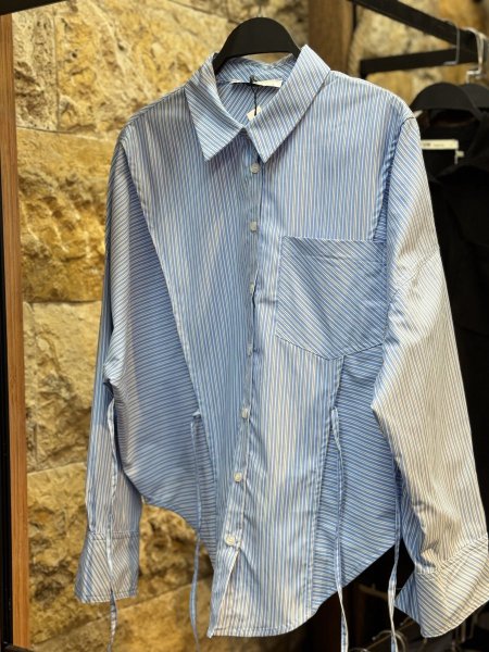 قميص انيق مزموم الخصر 🩵