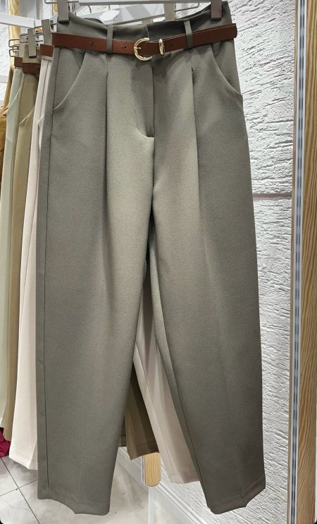 بنطلون زارا واسع