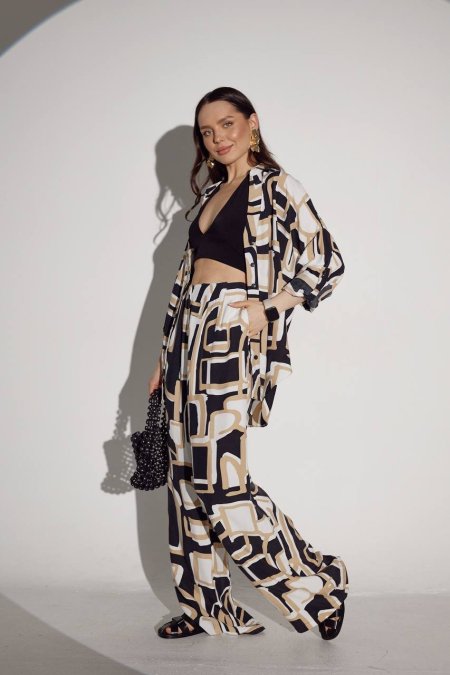 طقم عملي مريح وانيق