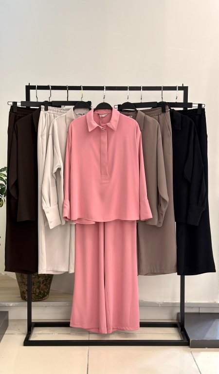 طقم عملي انيق ومريح