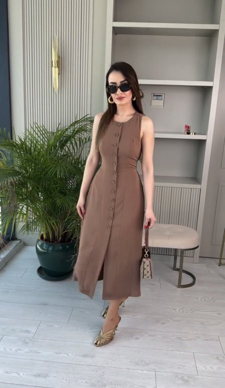 فستان ناعم وانيق