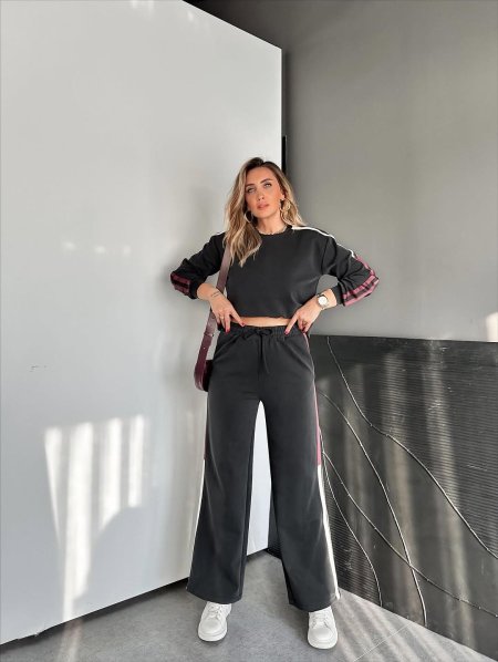 Side-Stripe Cropped Tracksuit