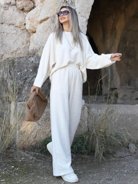 Elegant Sporty Wool Set