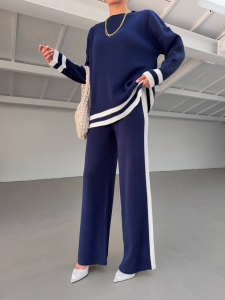 طقم صوف ناعم مريح ودافئ