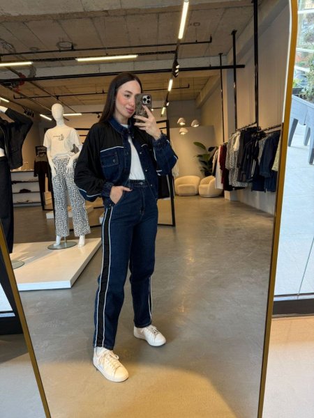 طقم جينز مبطن ساتان أسود دافئ وأنيق