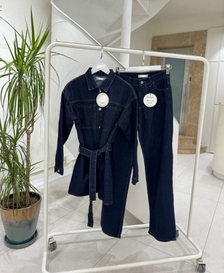 طقم جينز عملي بخصر محدد