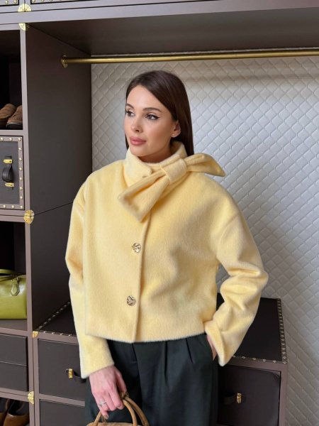 جاكيت فرو ببيونة